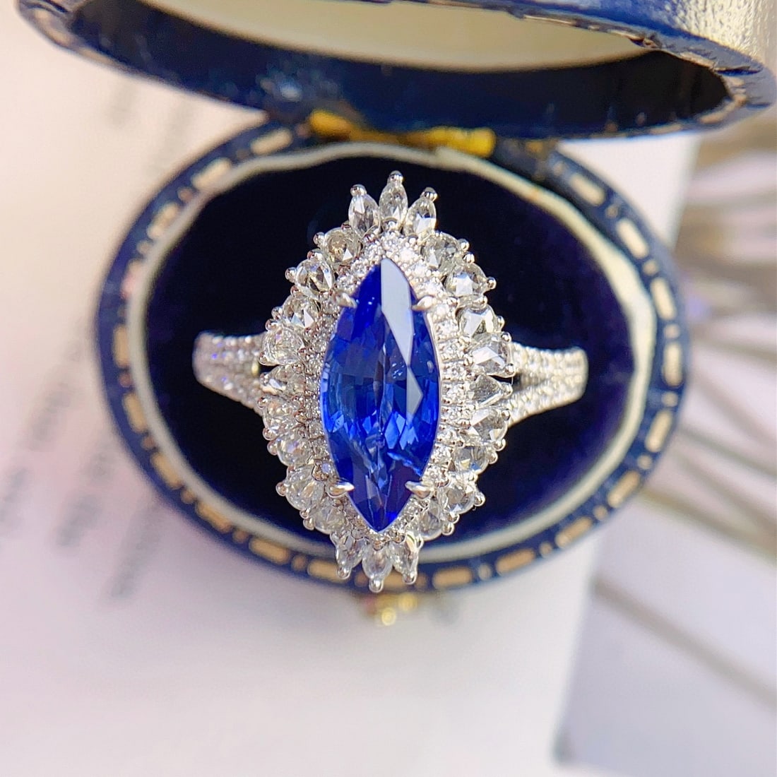 14k Gold 2.05 Ct Vivid Blue Natural Sapphire & Diamond Ring - 2