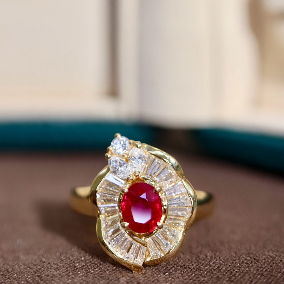14k Gold 1.66 Ctw Vivid Red Natural Ruby & Diamond Ring: Ref:231080082 // gold content:14k gold // ring size:7. 25us // // main gemstone:ruby // shape:oval // carat weight:0. 79ct // color:vivid red // treatment:natural // // adjacent gemstone 2 : diamond