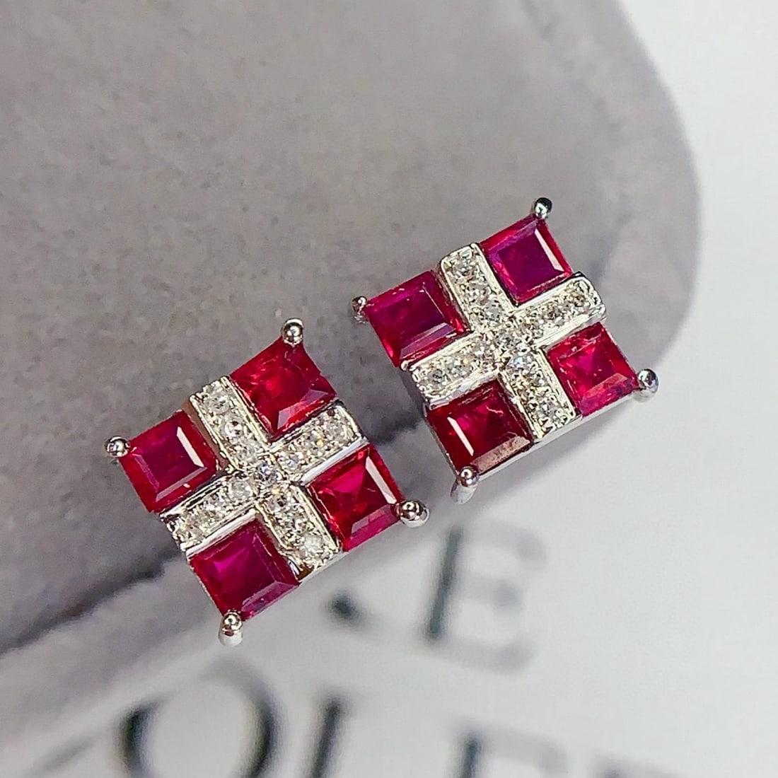 14k Gold 1.38 Ct Natural Ruby & Diamond Earrings - 2
