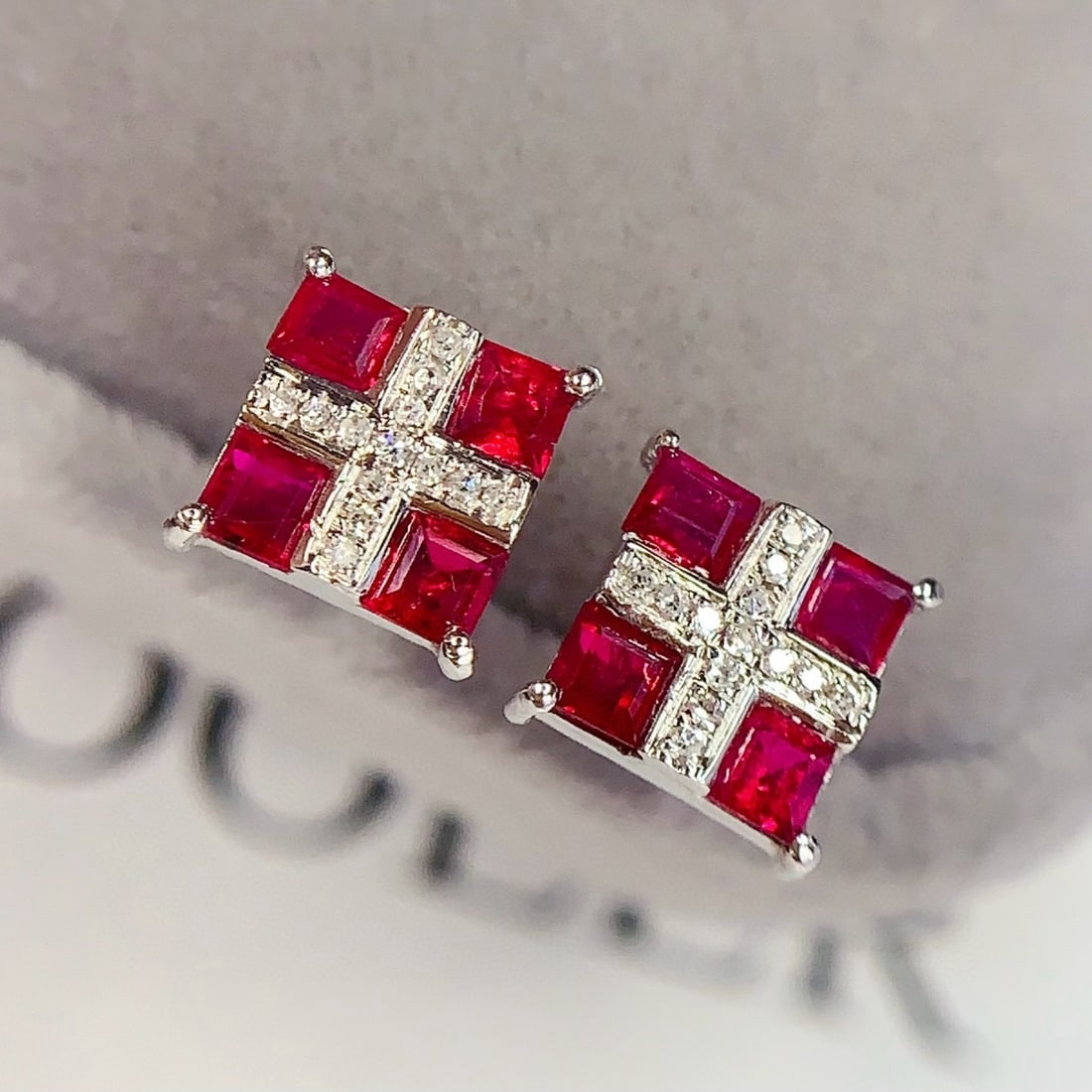 14k Gold 1.38 Ct Natural Ruby & Diamond Earrings - 3