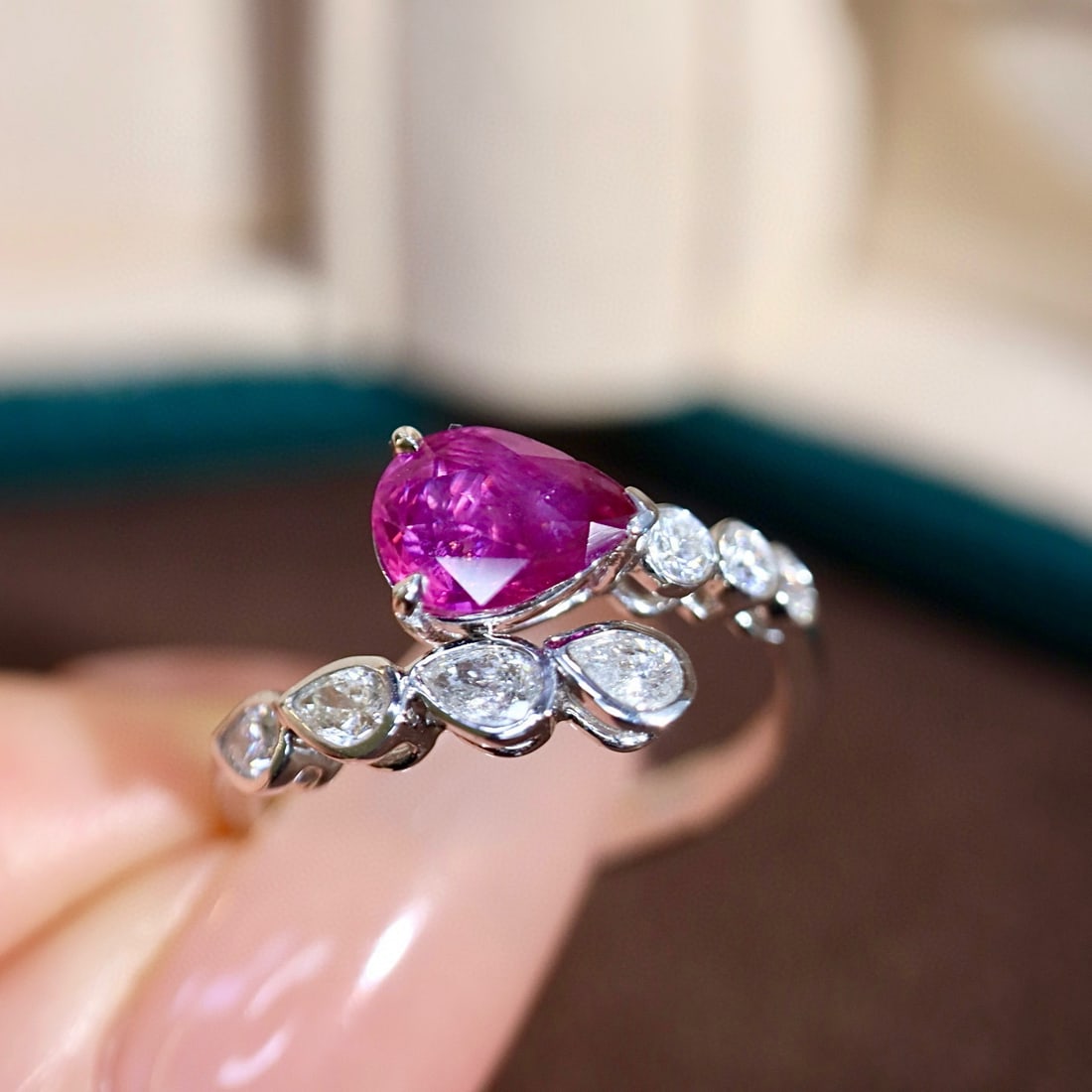 14k Gold 1.93 Ctw Natural Sapphire & Diamond Ring - 8