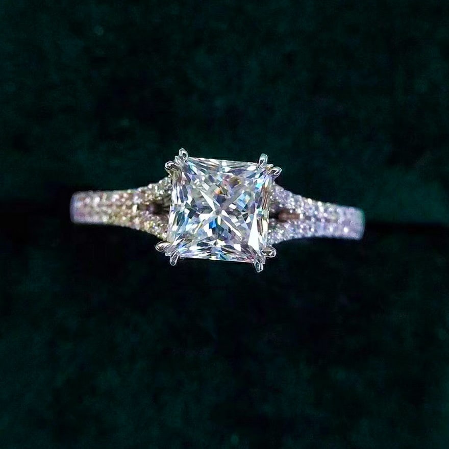 Gia Certified 14k Gold 1 Ct Natural I Vvs2 Princess Diamond Ring: Ref:231080123 // gold content:14k gold // ring size:7. 25us // // main gemstone:diamond // certified:gia // shape:princess // carat weight:1ct // clarity grade:vvs2 // color:i // treatment:natural //