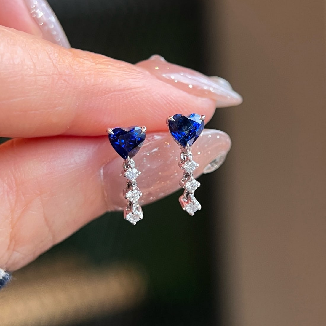 14k Gold 1.22 Ctw Vivid Blue Natural Sapphire & Diamond Earrings: Ref:231080158 // gold content:14k gold // main gemstone:sapphire // shape:heart // carat weight:1. 12ct // color:vivid blue // treatment:natural // // adjacent gemstone 2 : diamond // shape:round // c