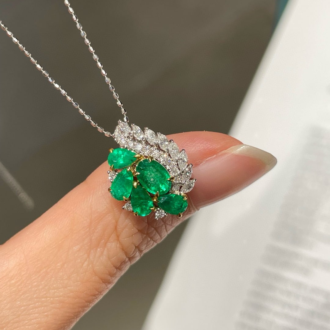 14k Gold 1.07 Ct Natural Emerald & Diamond Pendant( Without Chain ) - 5