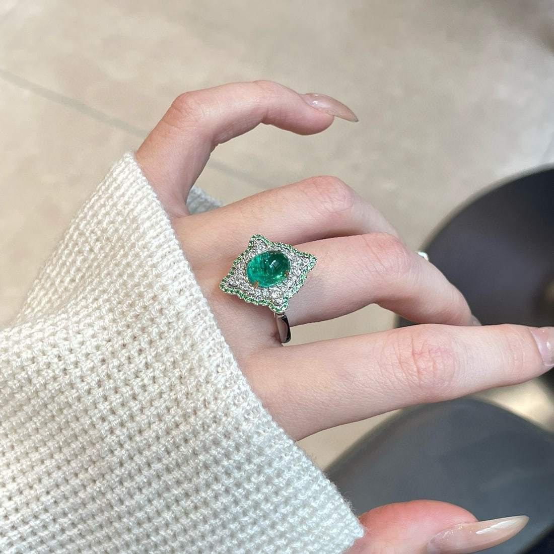 14k Gold 2.6 Ct Natural Emerald & Diamond Ring - 6