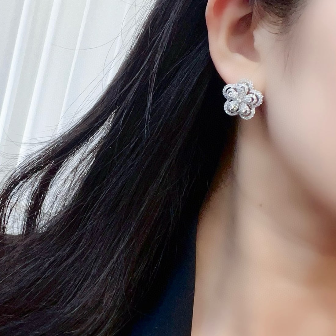 14k Gold 1.9 Ct Natural H Diamond & Flowers Earrings - 2