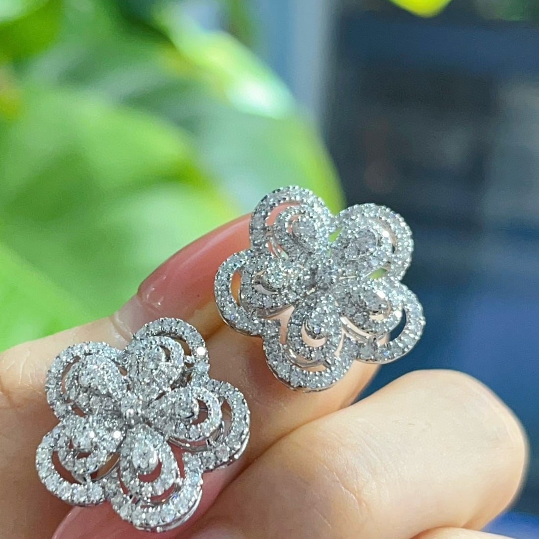14k Gold 1.9 Ct Natural H Diamond & Flowers Earrings - 3