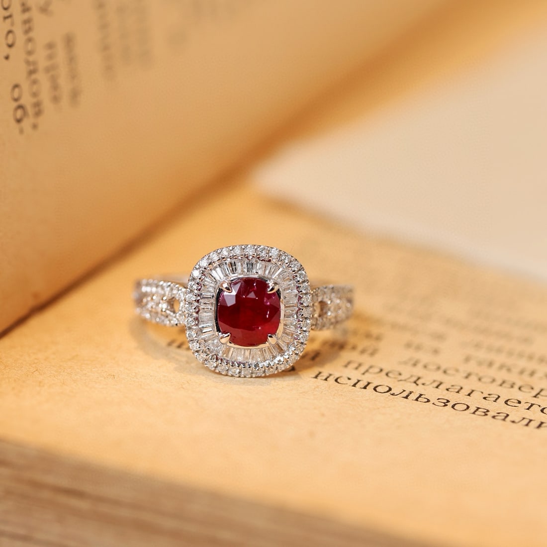 14k Gold 1.53 Ctw Natural Ruby & Diamond Ring: Ref:231080167 // gold content:14k gold // ring size:7. 25us // // main gemstone:ruby // shape:cushion // carat weight:1. 00ct // color:pigeonblood red // treatment:natural // // adjacent gemstone 2 :