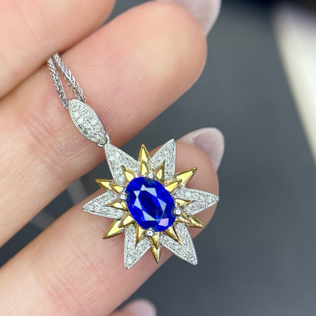 14k Gold 1.05 Ct Natural Sapphire & Diamond Pendant( Without Chain ): Ref:231080172 // gold content:14k gold // main gemstone:sapphire // shape:oval // carat weight:1. 05ct // color:royal blue // treatment:natural // // adjacent gemstone 2 : diamond // number of