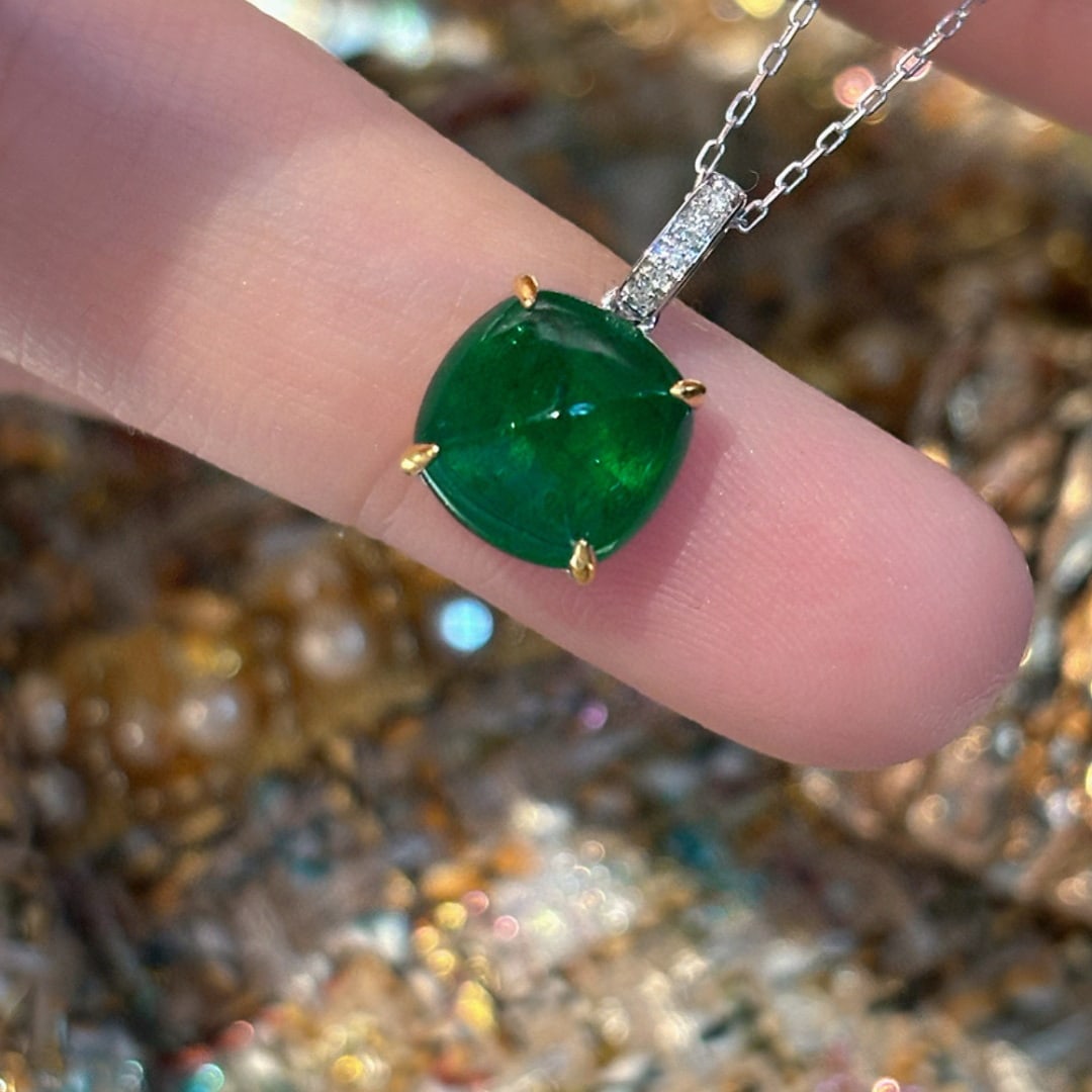 14k Gold 2.6 Ct Vivid Green Natural Emerald & Diamond Pendant( Without Chain ) - 2