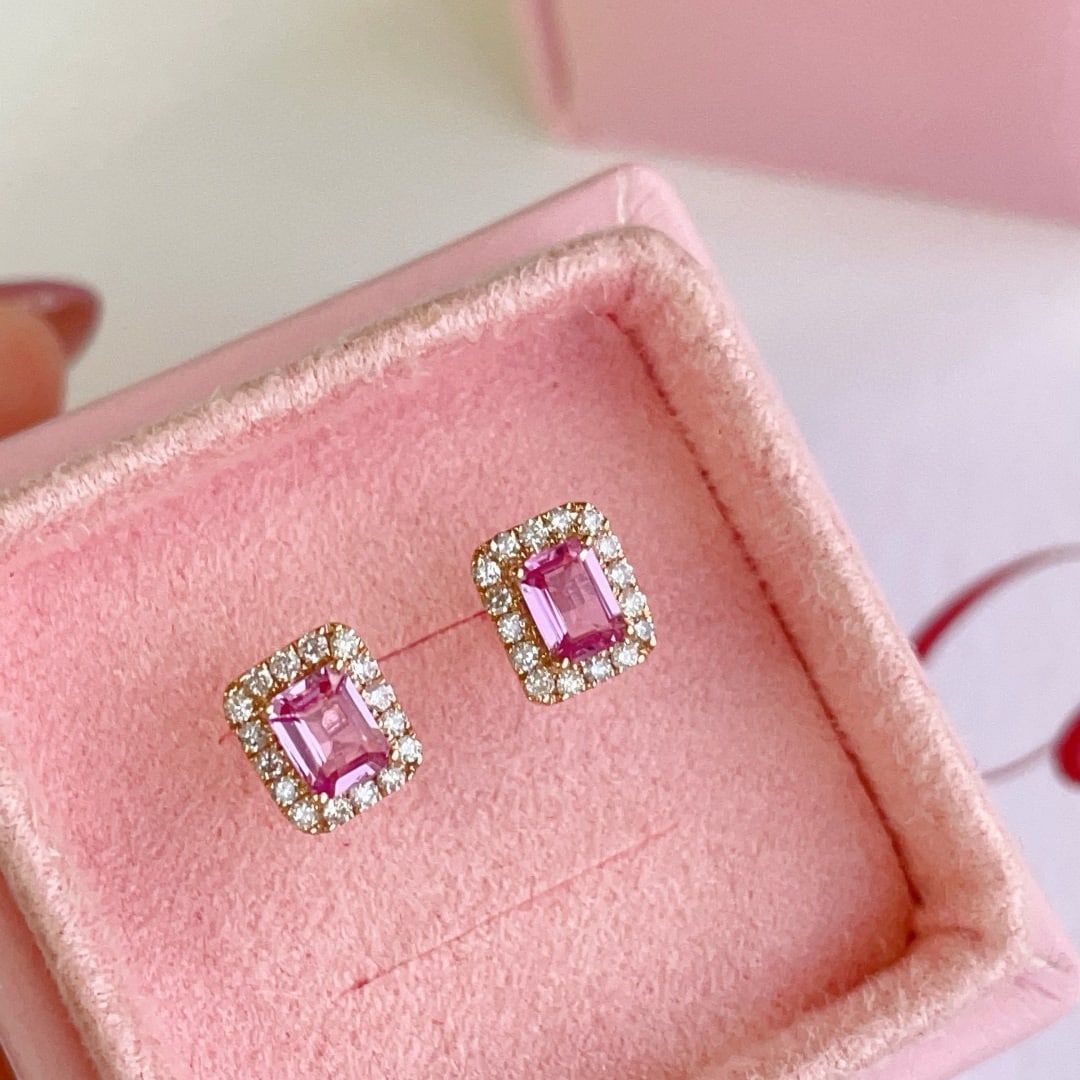 14k Gold 0.62 Ctw Natural Sapphire & Diamond Earrings: Ref:231080199 // gold content:14k gold // main gemstone:sapphire // shape:octagonal // carat weight:0. 46ct // color:pink // treatment:natural // // adjacent gemstone 2 : diamond // shape:round // car