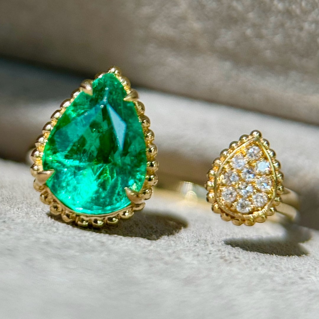 14k Gold 1.96 Ct Vivid Green Natural Emerald & Diamond Ring - 2