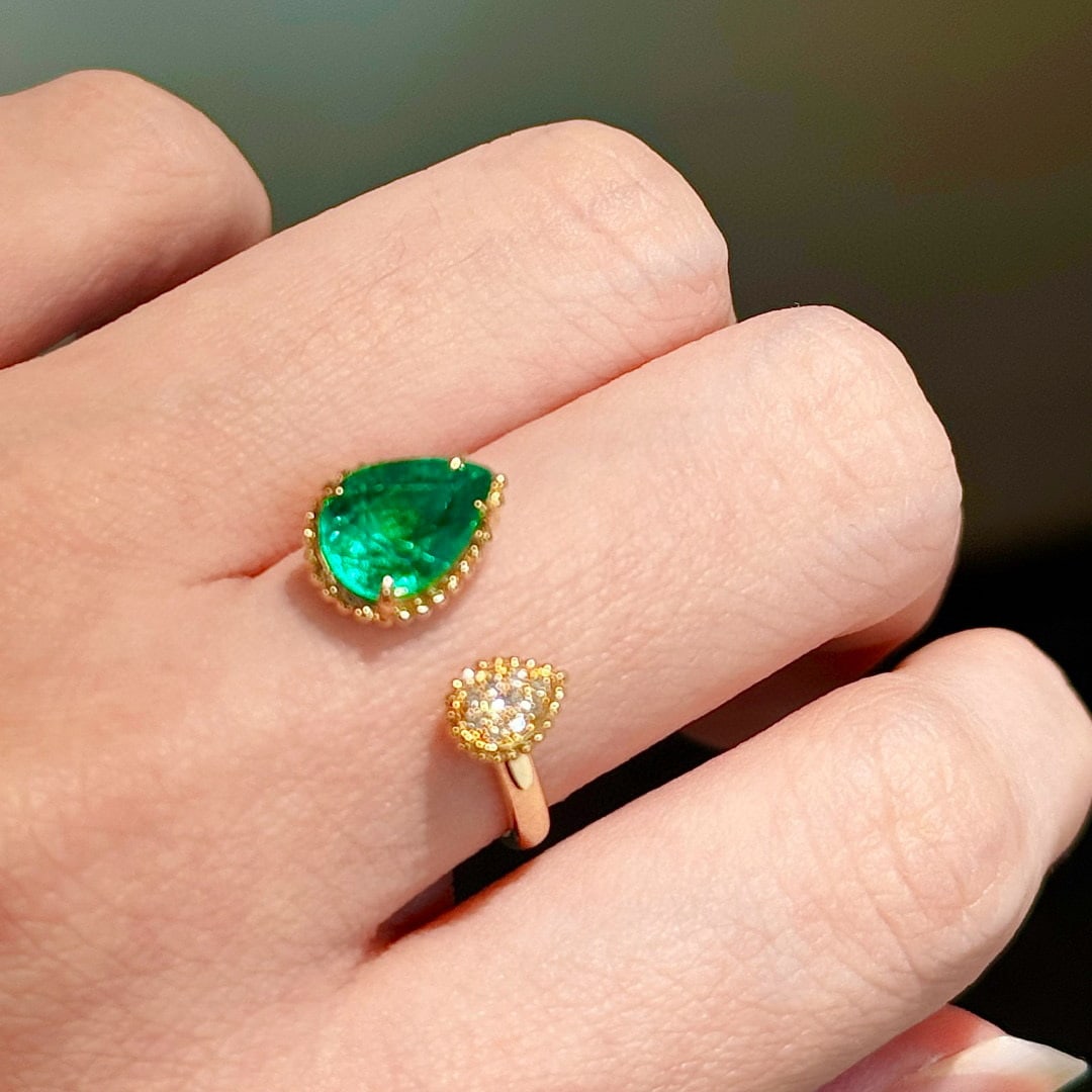 14k Gold 1.96 Ct Vivid Green Natural Emerald & Diamond Ring - 8