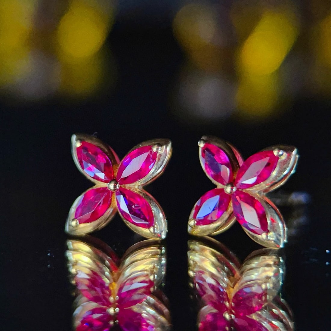 14k Gold 1.4 Ct Natural Ruby Earrings - 4