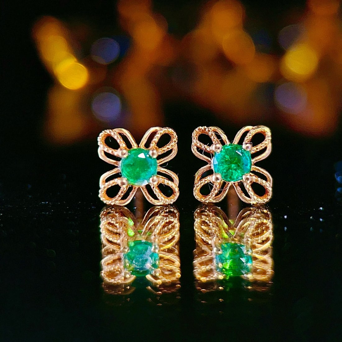 14k Gold 0.35 Ct Vivid Green Natural Emerald Earrings - 2