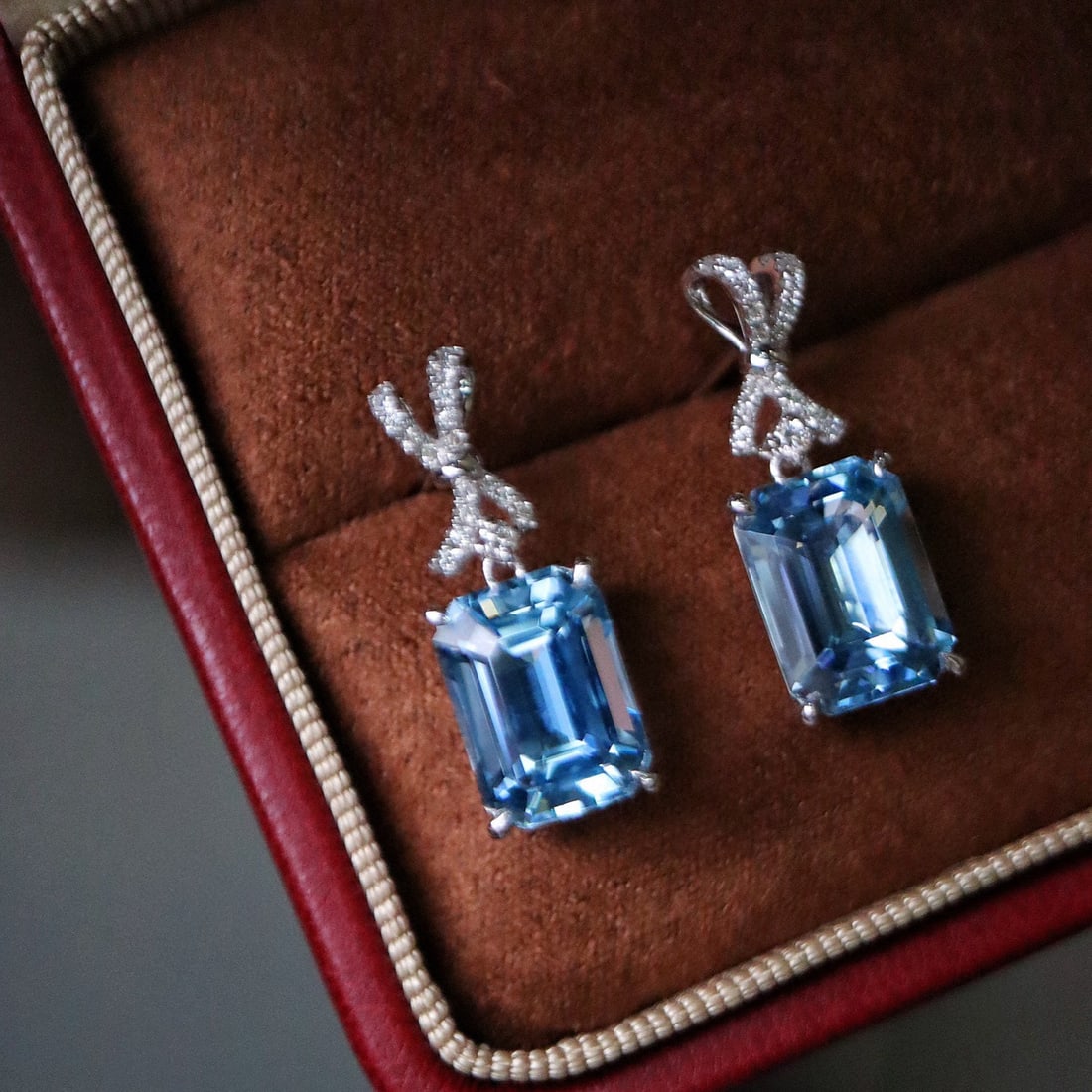14k Gold 5.33 Ctw Natural Aquamarine & Diamond Earrings - 2