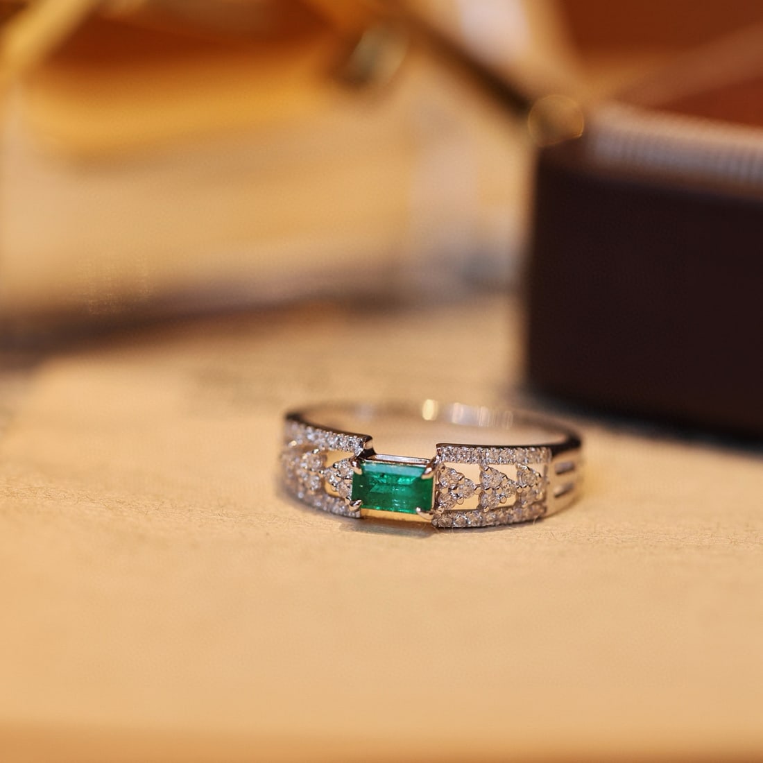 14k Gold 0.59 Ctw Vivid Green Natural Emerald & Diamond Ring: Ref:231080270 // gold content:14k gold // ring size:7. 25us // // main gemstone:emerald // shape:octagonal // carat weight:0. 35ct // color:vivid green // treatment:natural // // adjacent gemstone 2