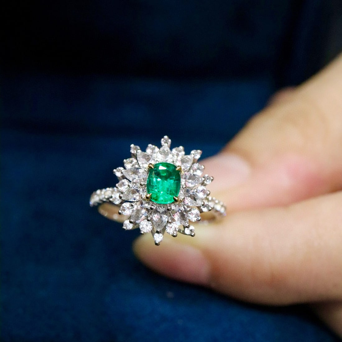 14k Gold 0.66 Ctw Vivid Green Natural Emerald & Diamond Ring: Ref:231080271 // gold content:14k gold // ring size:7. 25us // // main gemstone:emerald // shape:cushion // carat weight:0. 54ct // color:vivid green // treatment:natural // // adjacent gemstone 2 :