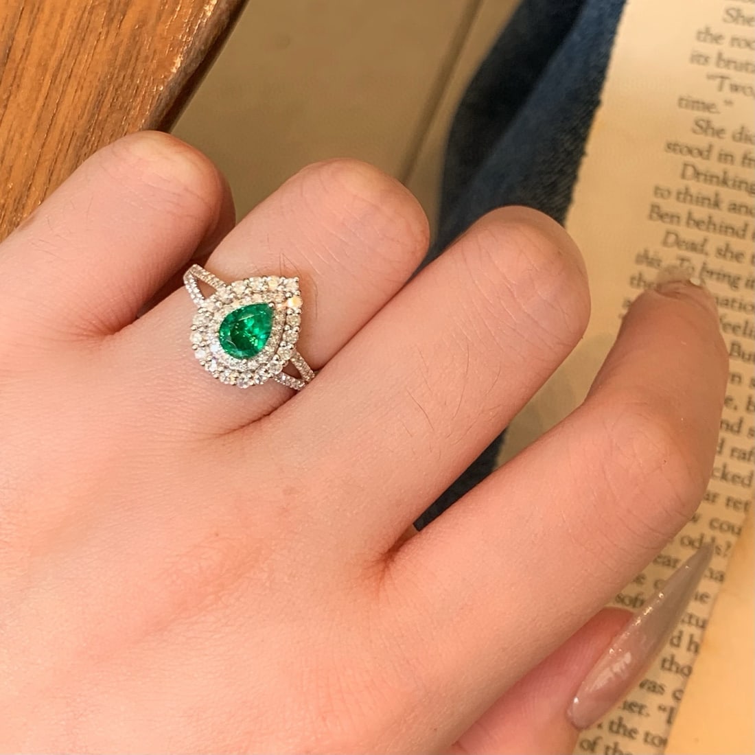 14k Gold 1.20 Ctw Vivid Green Natural Emerald & Diamond Ring - 7