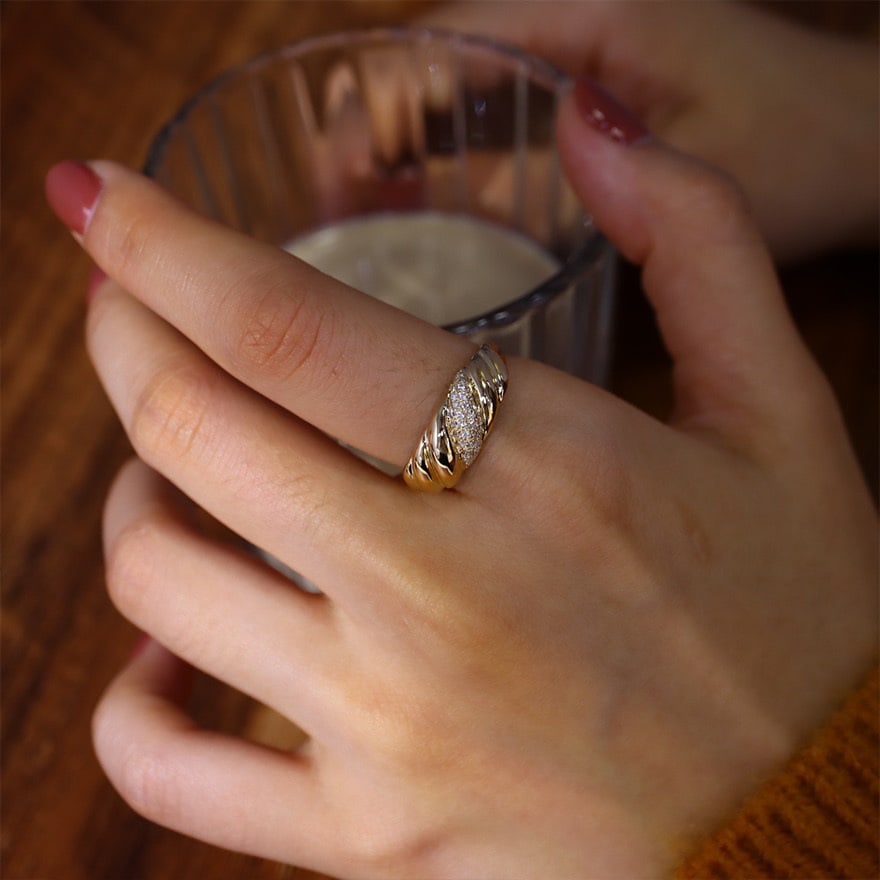14k Gold 0.18 Ct Natural H Diamond Ring - 4