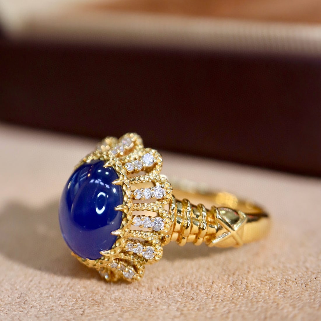 14k Gold 4.24 Ctw Natural Star Sapphire & Diamond Ring - 3