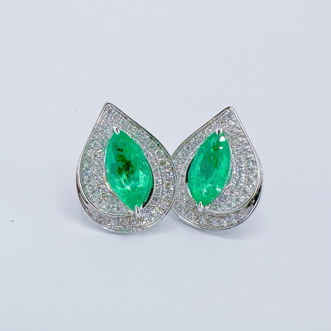14k Gold 1.78 Ctw Natural Emerald & Diamond Earrings - 2