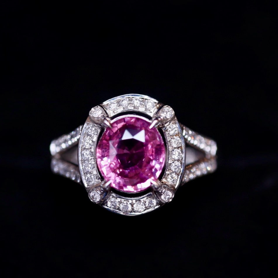 14k Gold 1.71 Ct Natural Sapphire & Diamond Ring: Ref:231080309 // gold content:14k gold // ring size:7. 25us // // main gemstone:sapphire // shape:oval // carat weight:1. 71ct // color:pink // treatment:natural // // adjacent gemstone 2 : diamond //