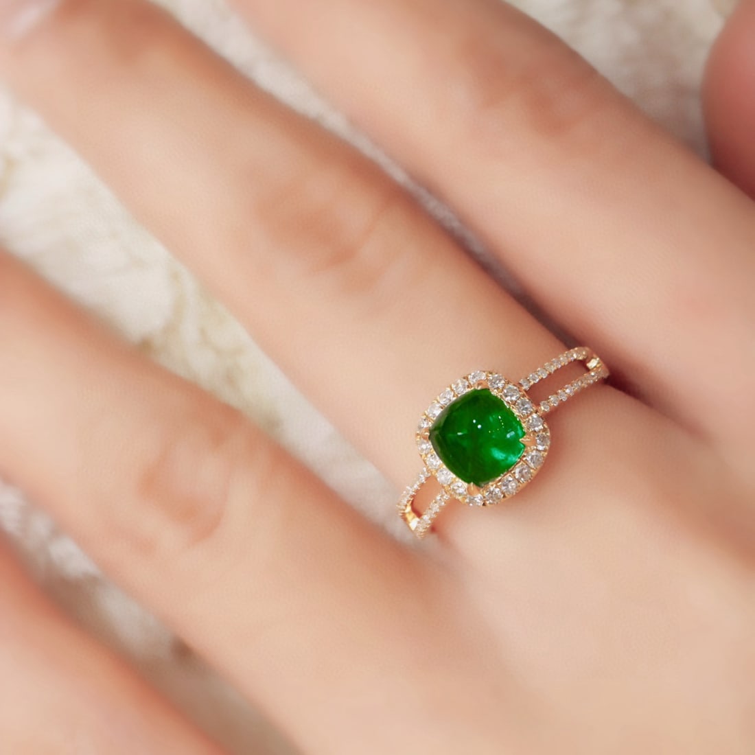 14k Gold 1.68 Ctw Vivid Green Natural Emerald & Diamond Ring - 6