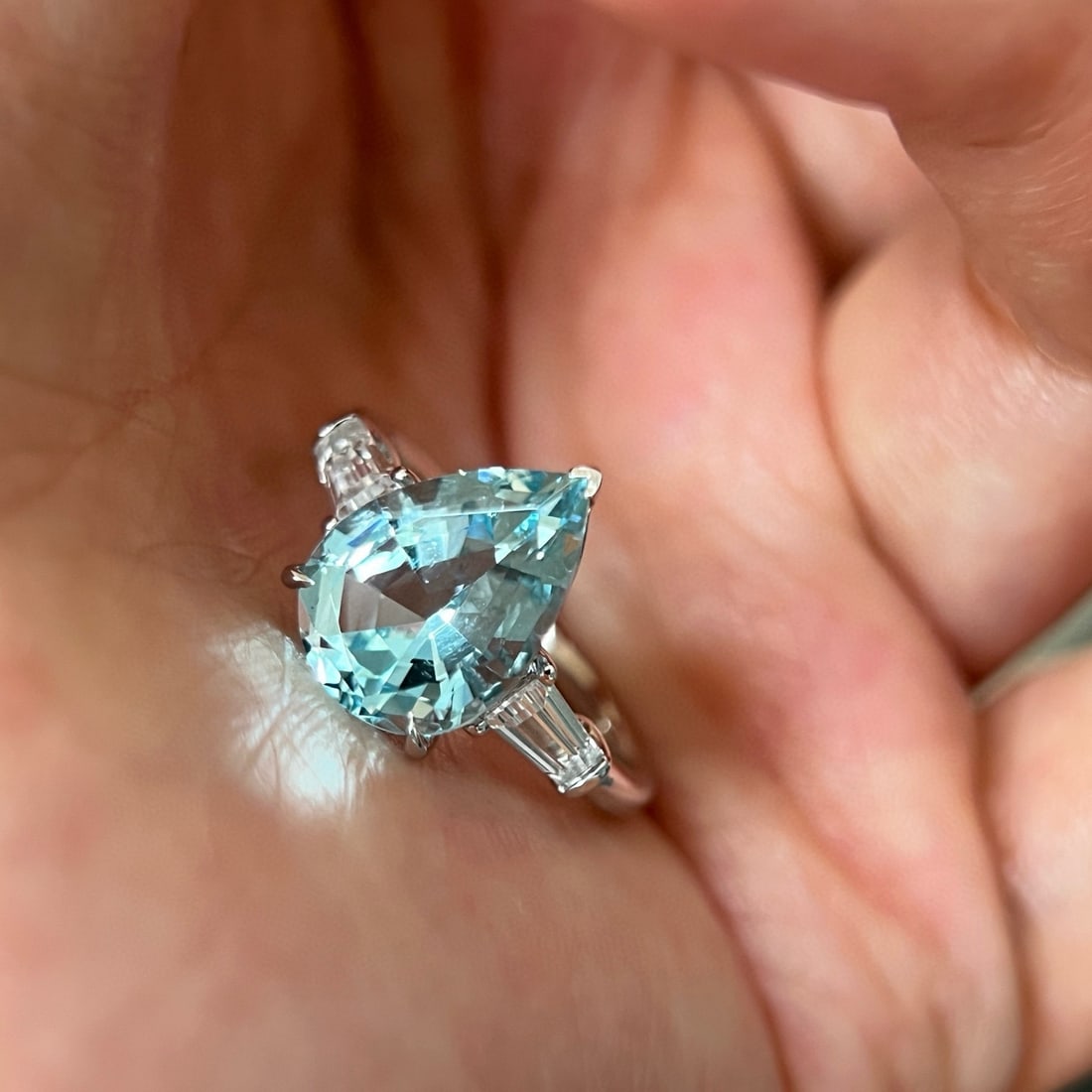 14k Gold 3.82 Ctw Natural Aquamarine & Topaz Ring - 2