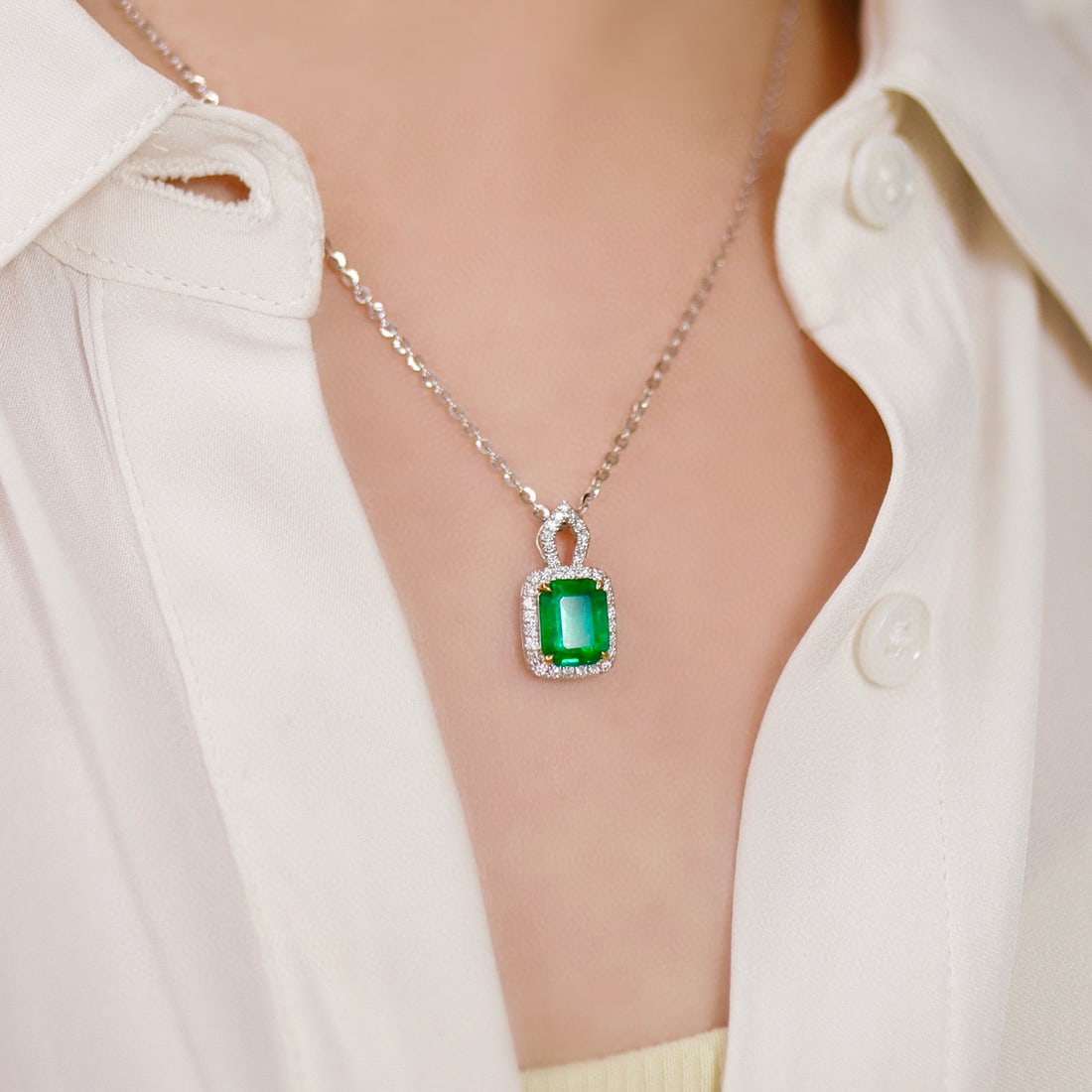 14k Gold 1.94 Ctw Vivid Green Natural Emerald & Diamond Pendant( Without Chain ) - 2