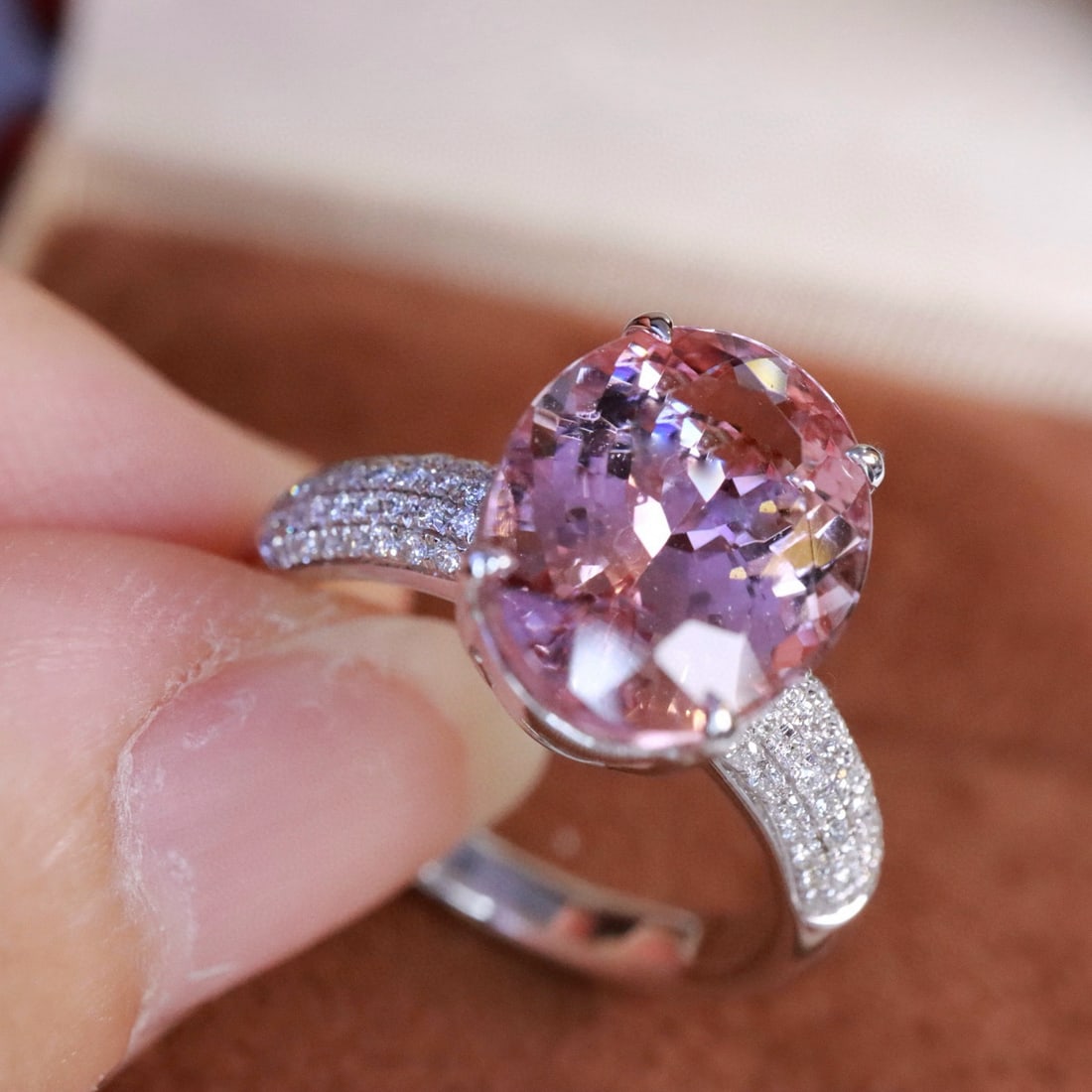 14k Gold 4.14 Ctw Natural Morganite & Diamond Ring - 4