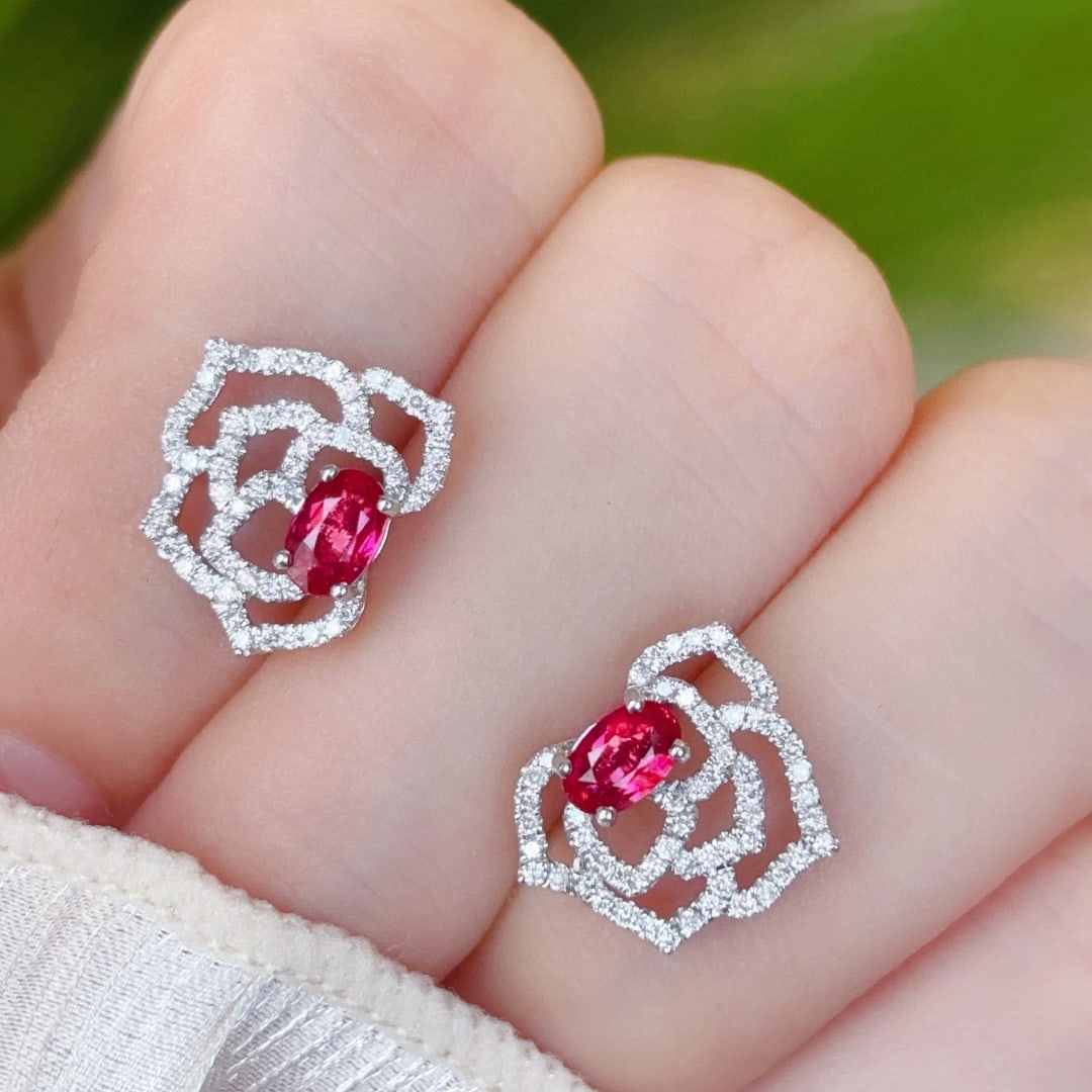 14k Gold 0.6 Ct Natural Ruby & Diamond Earrings - 3