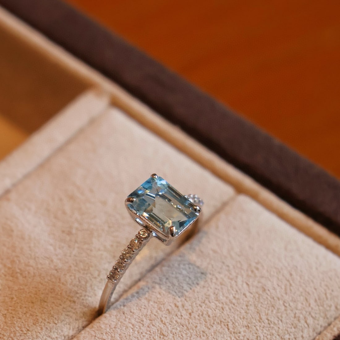 14k Gold 1.4 Ct Natural Aquamarine & Diamond Ring - 2