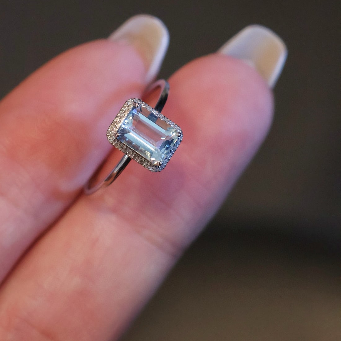 14k Gold 1.0 Ct Natural Aquamarine & Diamond Ring - 4
