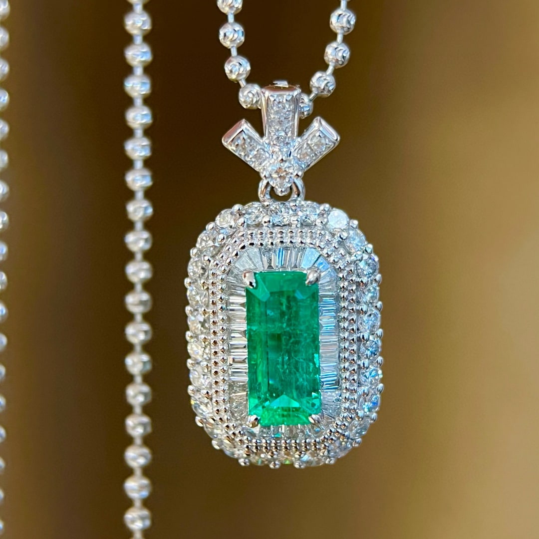 14k Gold 1.84 Ctw Natural Emerald & Diamond Pendant( Without Chain ) - 4