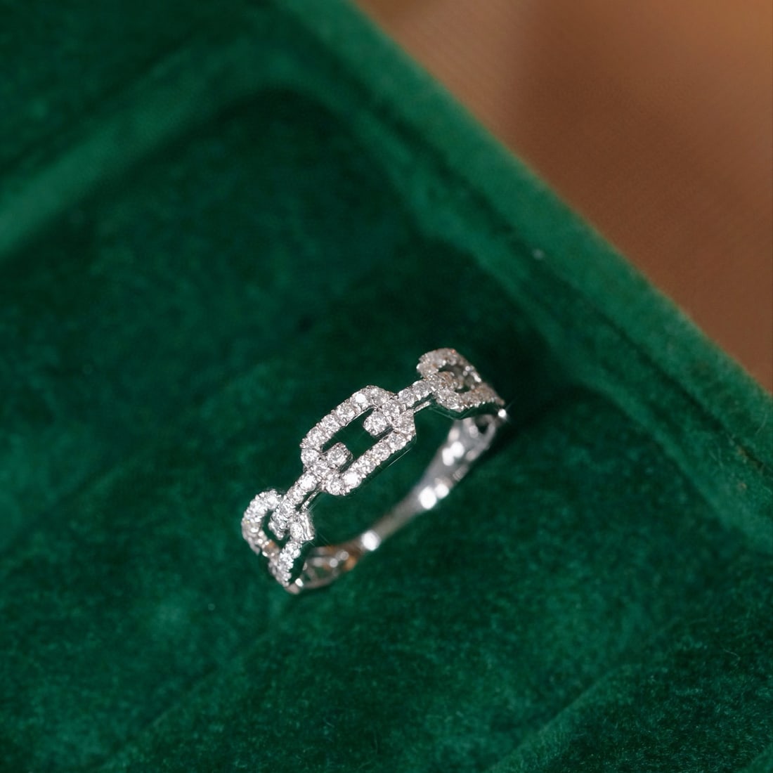 14k Gold 0.40 Ct Natural H Diamond Ring: Ref:231080433 // gold content:14k gold // ring size:7. 25us // // main gemstone:diamond // shape:round // carat weight:0. 40ct // clarity grade:vs-si // color:h // treatment:natural // cut grade:g //