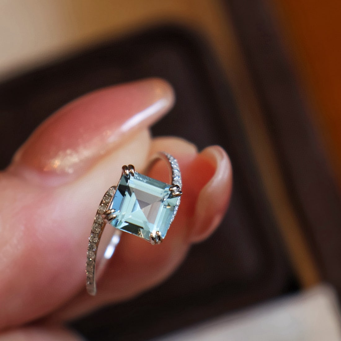 14k Gold 1.3 Ct Natural Aquamarine & Diamond Ring - 4