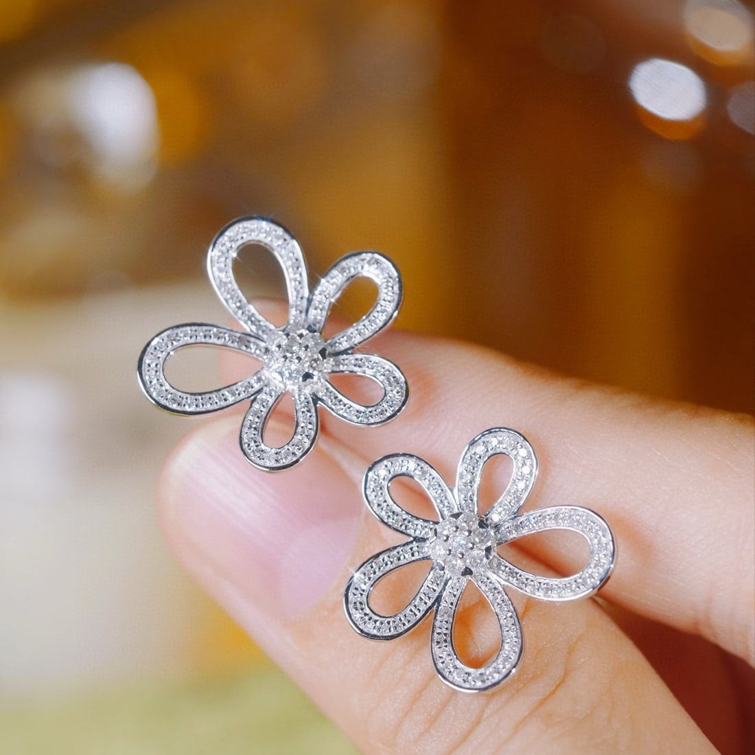 14k Gold 0.60 Ct Natural H Diamond & Flowers Earrings - 3