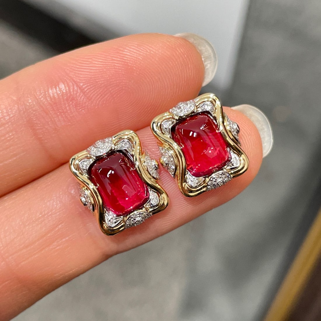 14k Gold 3.2 Ct Natural Tourmaline & Diamond Earrings - 4