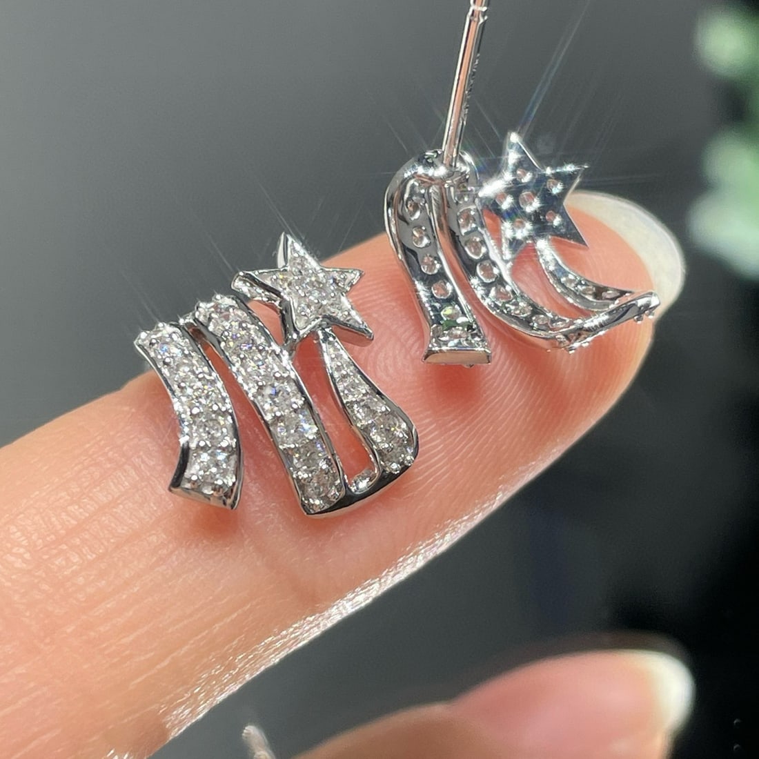 14k Gold 0.4 Ct Natural H Diamond Earrings - 4