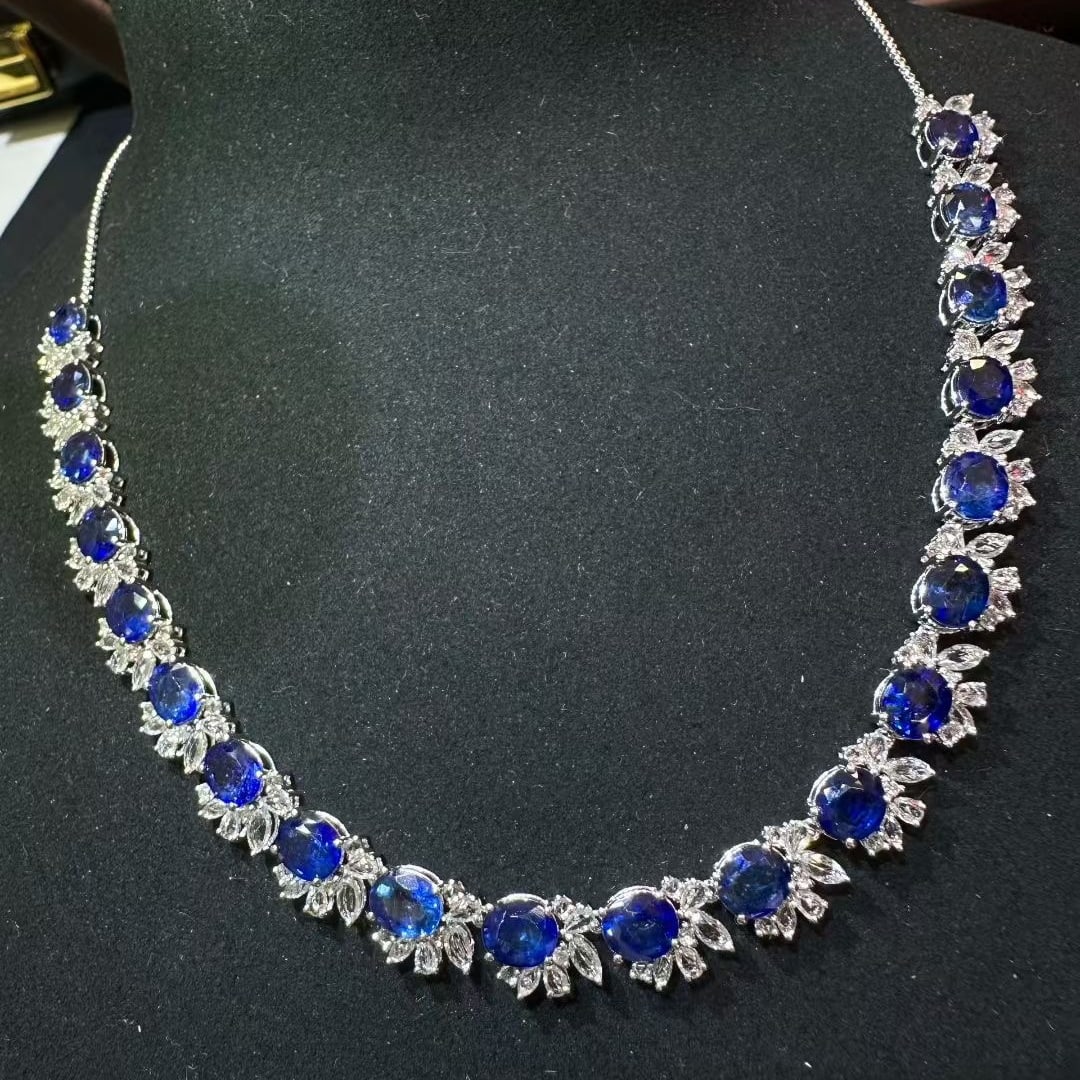 14k Gold 18.85 Ct Vivid Blue Natural Sapphire & Sapphire Necklace - 3