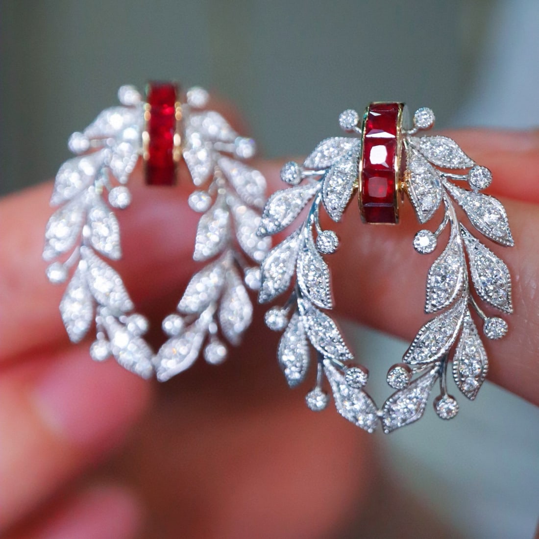 14k Gold 2.01 Ctw Natural Ruby & Diamond Earrings: Ref:231085033 // gold content:14k gold // main gemstone:ruby // shape:princess // carat weight:1. 02ct // color:pigeonblood red // treatment:natural // // adjacent gemstone 2 : diamond // shape:round 