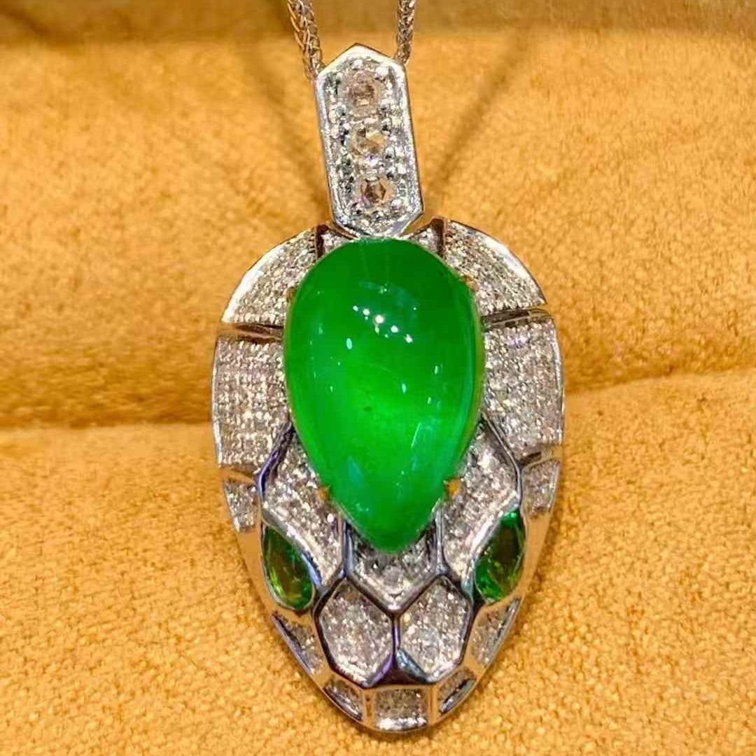 14k Gold 3.75 Ct Natural Emerald & Diamond & Tsavorite Pendant( Without Chain ) - 2