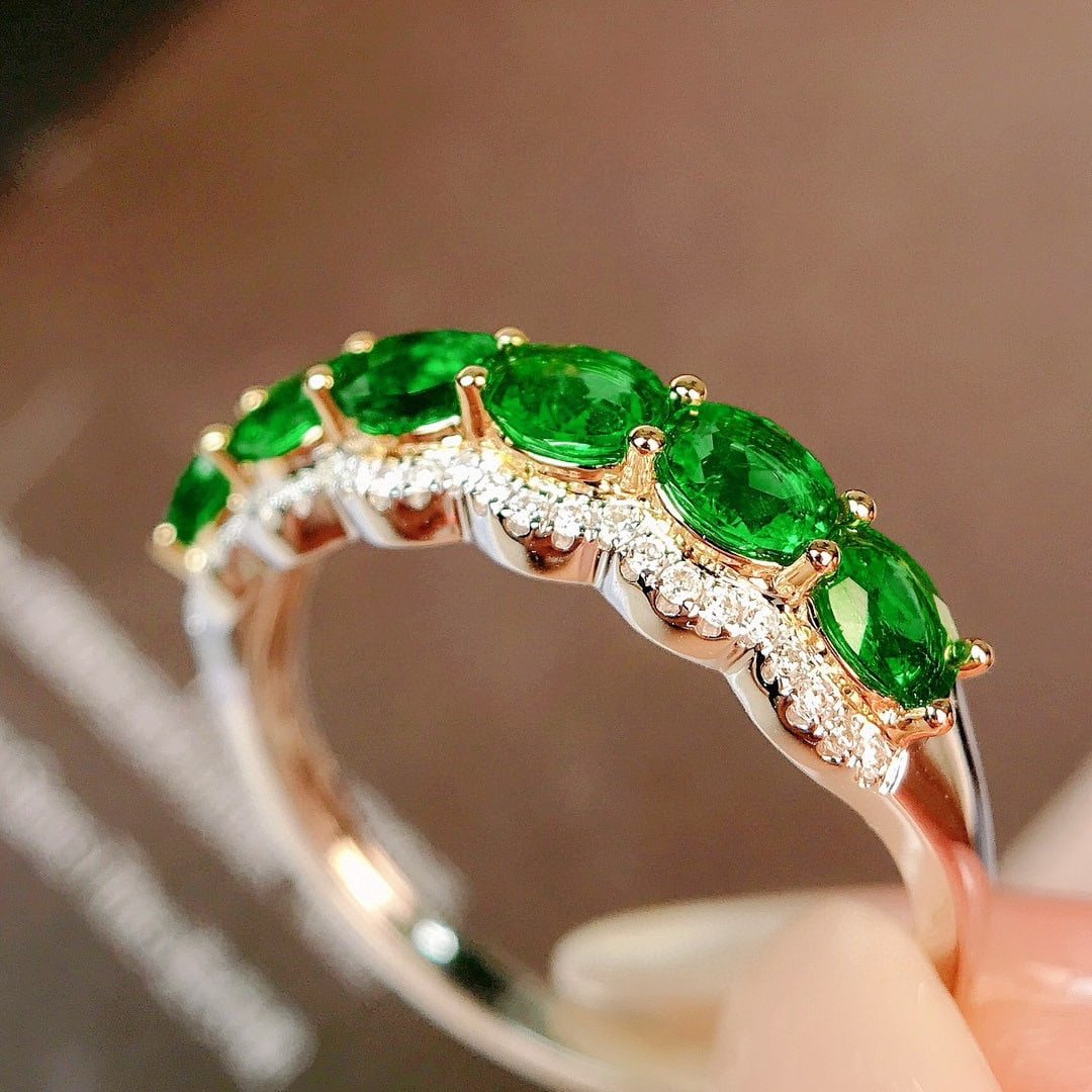 14k Gold 1.07 Ctw Vivid Green Natural Emerald & Diamond Ring - 5