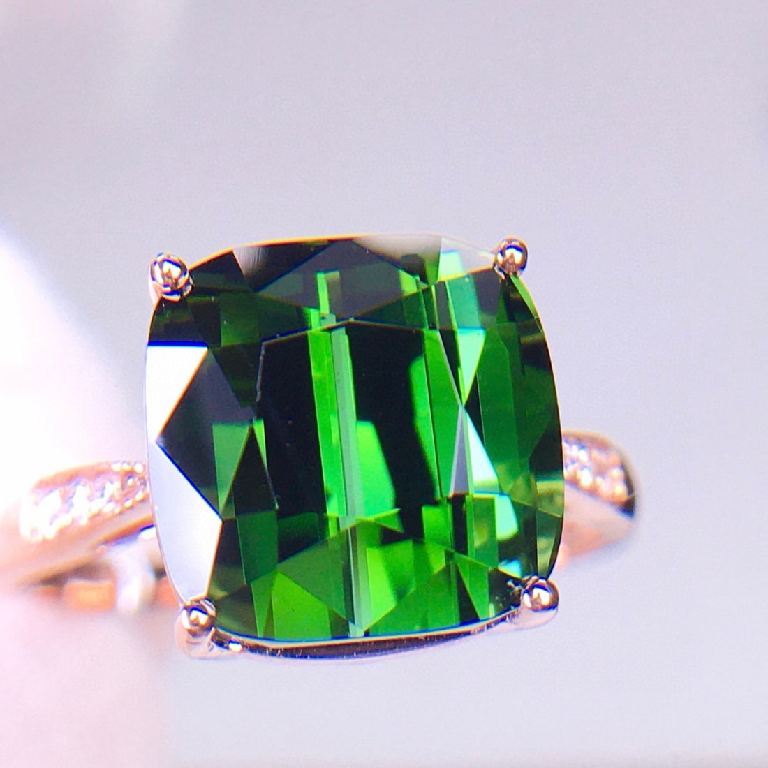 14k Gold 6.2 Ct Natural Tourmaline & Diamond Ring - 3