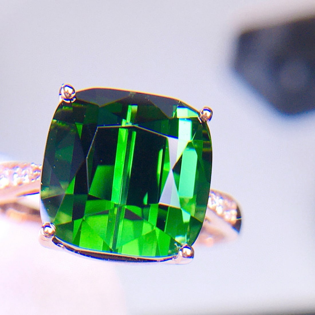 14k Gold 6.2 Ct Natural Tourmaline & Diamond Ring - 4