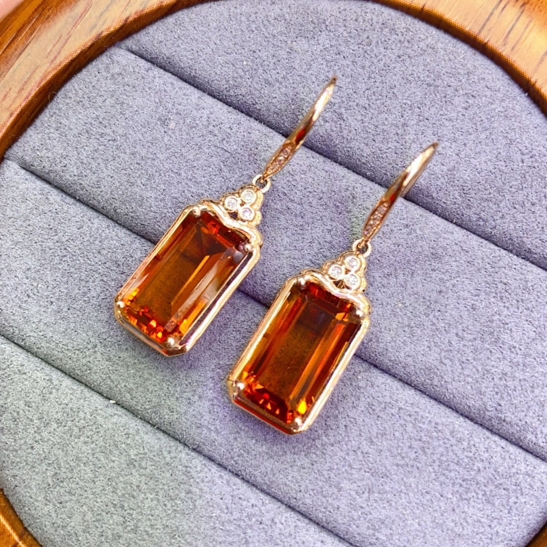 14k Gold 9.5 Ct Natural Citrine & Diamond Earrings - 3