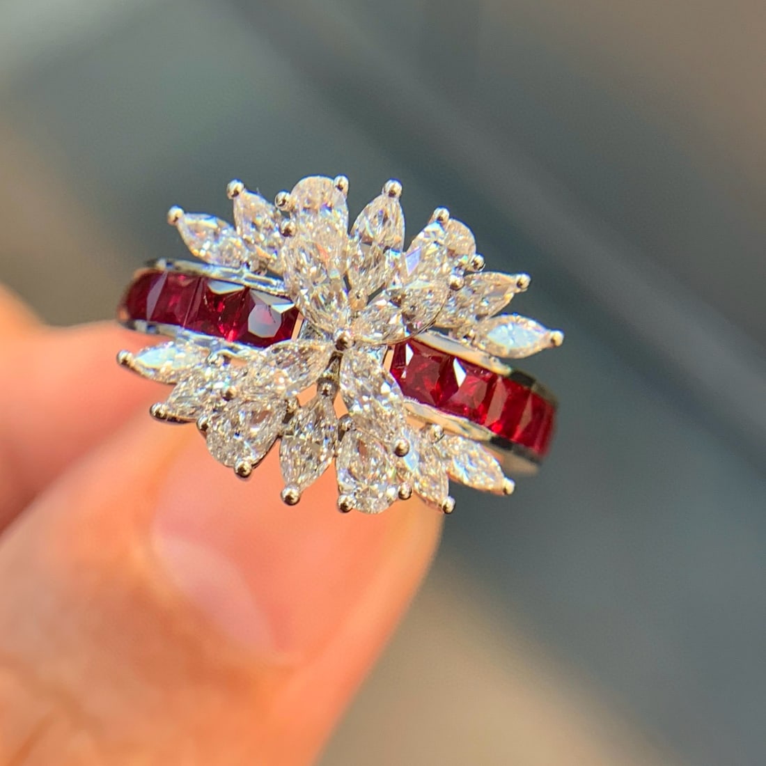 14k Gold 1.25 Ct Natural Ruby & Diamond Ring: Ref:231085185 // gold content:14k gold // ring size:7. 25us // // main gemstone:ruby // shape:princess // carat weight:1. 25ct // color:pigeonblood red // treatment:natural // // adjacent gemstone 2