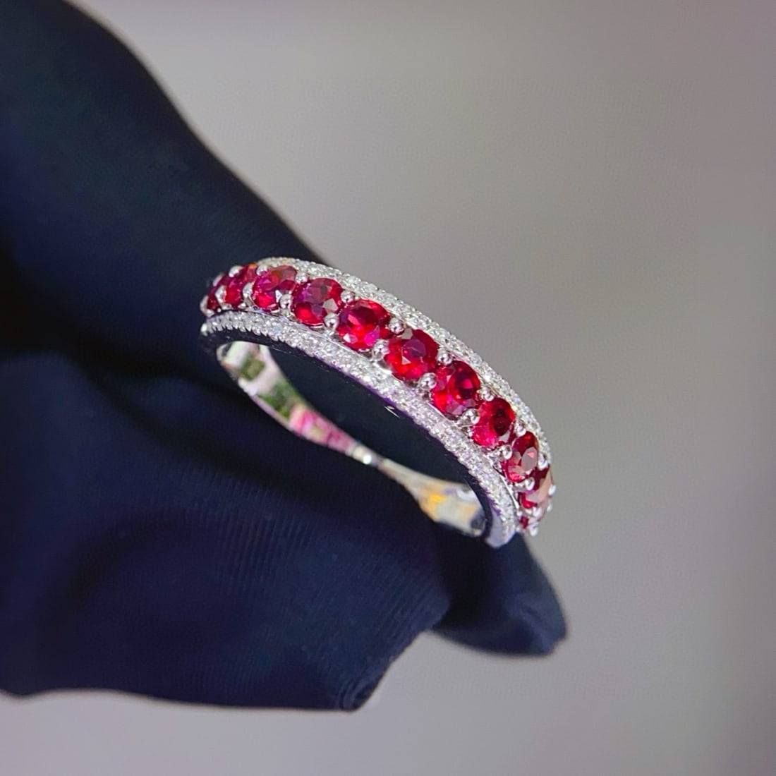 14k Gold 1.2 Ct Natural Ruby & Diamond Ring: Ref:231085188 // gold content:14k gold // ring size:7. 25us // // main gemstone:ruby // shape:round // carat weight:1. 2ct // color:red // treatment:natural // cut grade:g // // adjacent gemstone 2 :