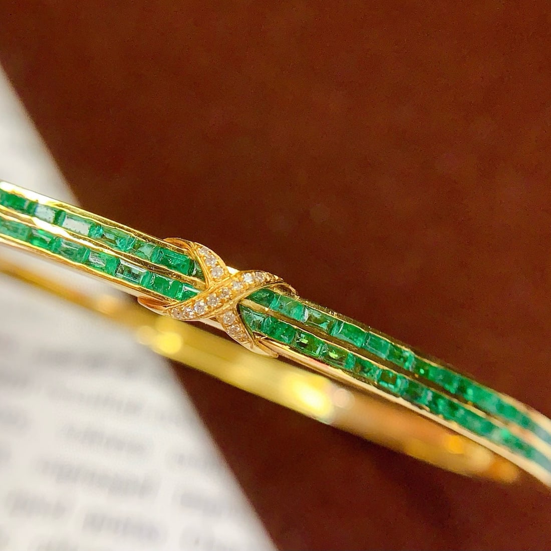 14k Gold 4.8 Ct Natural Emerald & Diamond Bangle - 6